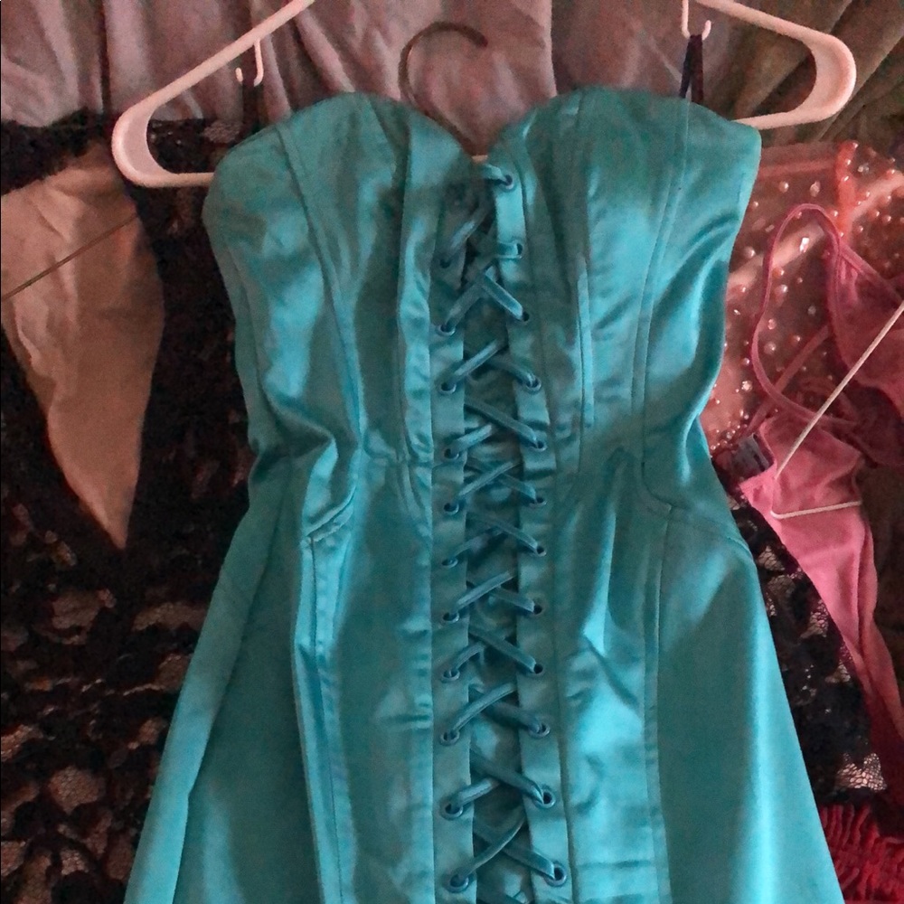 Bebe dress